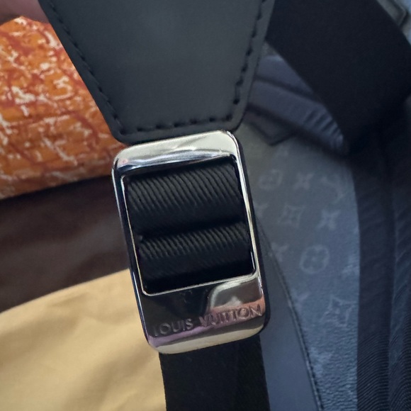 Authentic Louis Vuitton Explorer Duffel Backpack - Picture 14 of 16